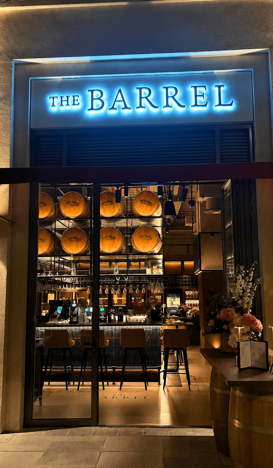 <br />
The Barrel Bar & Restaurant  Dubai Creek Harbour